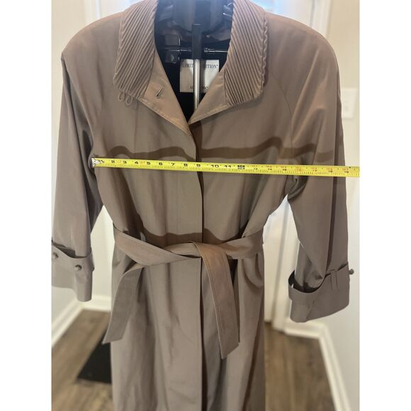 London Fog Limited Edition Women's Trench Coat size 6 reg- Vintage - Picture 5 of 12